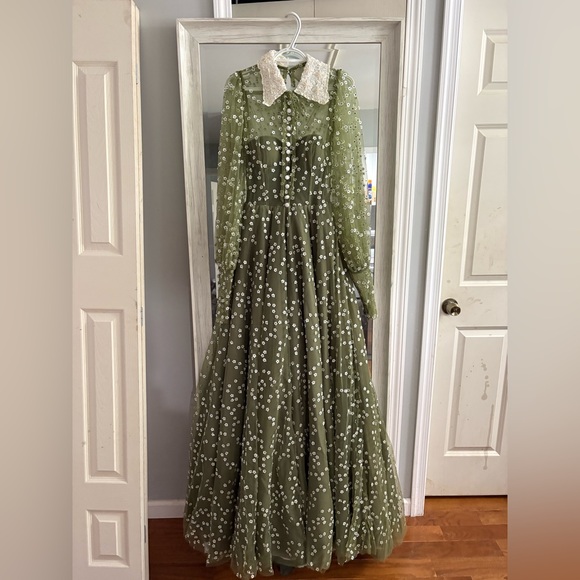 Elegant Olive Green Floral Lace Dress - Picture 7 of 9